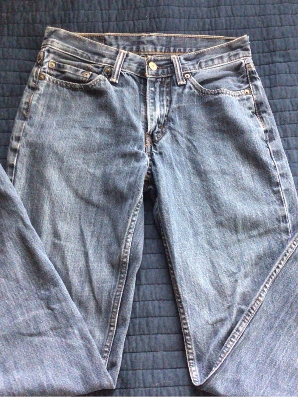 Levi's women’s Light Blue straight leg Jeans